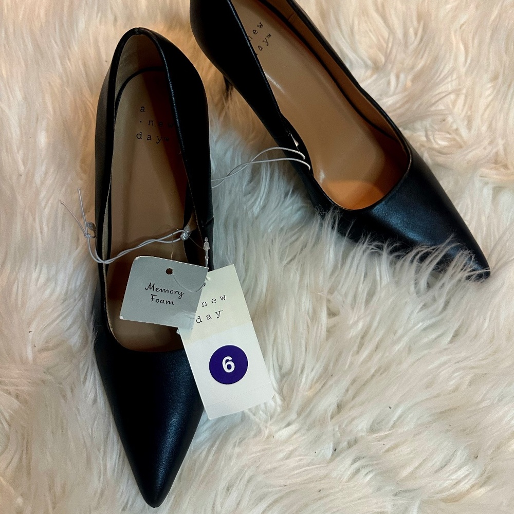 Shoes A NEW DAY Tara Pointed Toe Dress Pumps Size 6 *NWT* MSRP $32.99 USD